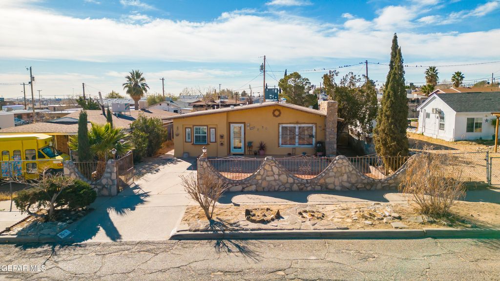 3808 Johnson Avenue, El Paso, TX 79930