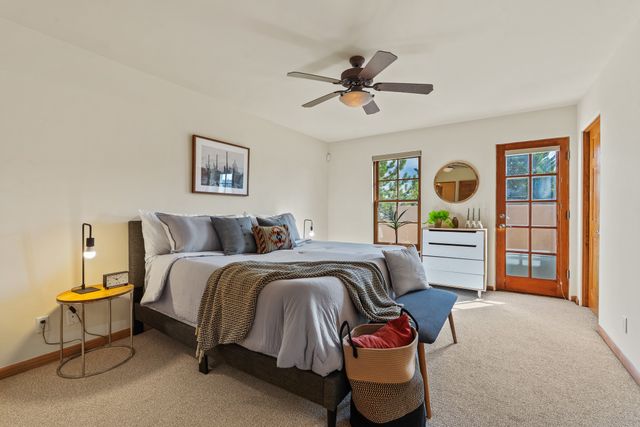 41 E Via Plaza Nueva, Santa Fe, NM 87507