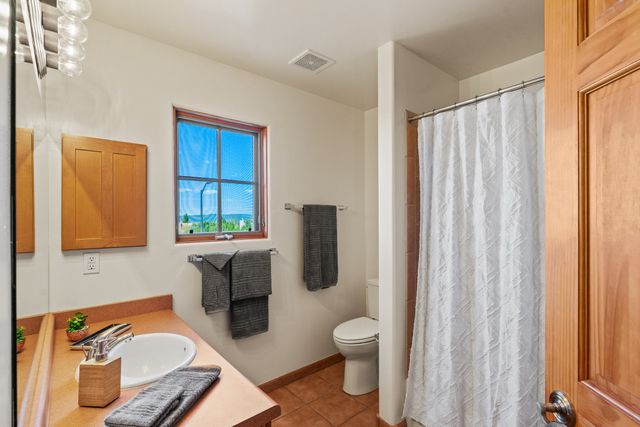 41 E Via Plaza Nueva, Santa Fe, NM 87507