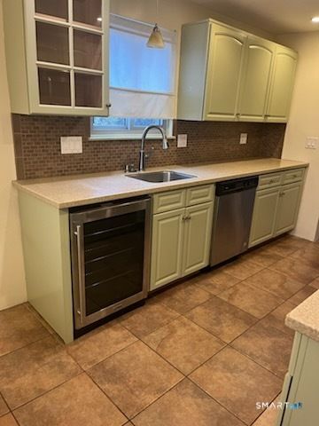 82 River Bend Road A, Stratford, CT 06614