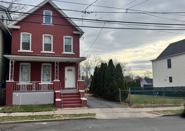 17 Home St, Franklin Twp., NJ 08873