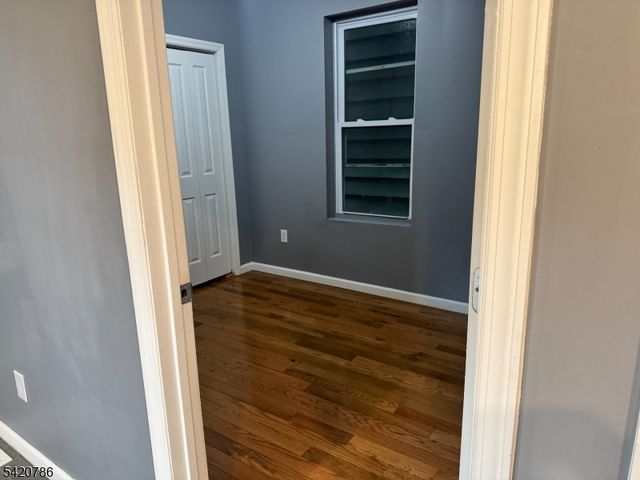 17 Home St, Franklin Twp., NJ 08873