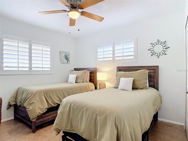 1412 BEACON STREET, New Smyrna Beach, FL 32169