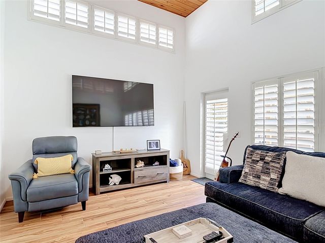 1412 BEACON STREET, New Smyrna Beach, FL 32169
