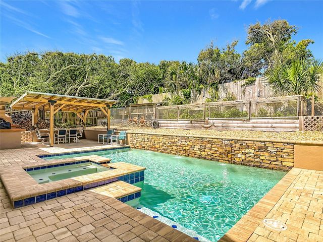 1412 BEACON STREET, New Smyrna Beach, FL 32169
