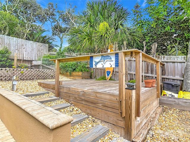 1412 BEACON STREET, New Smyrna Beach, FL 32169