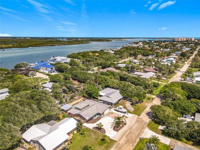 1412 BEACON STREET, New Smyrna Beach, FL 32169