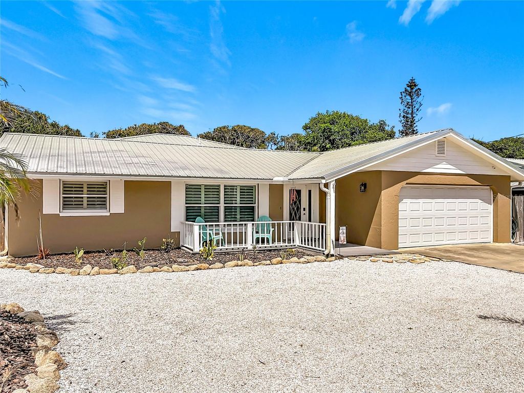 1412 BEACON STREET, New Smyrna Beach, FL 32169