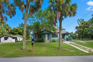 711 S PALMETTO AVENUE, Deland, FL 32720