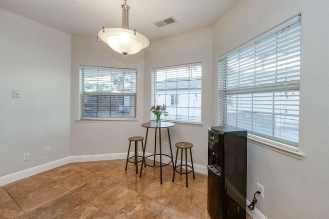 17448 Island Drive, Madera, CA 93636