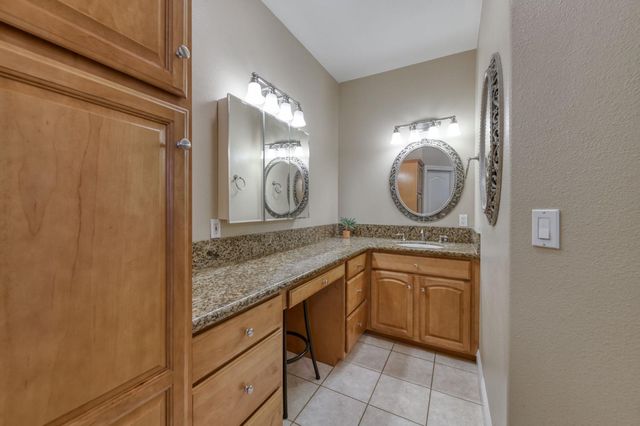 17448 Island Drive, Madera, CA 93636