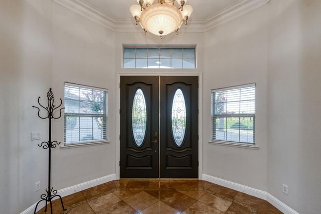 17448 Island Drive, Madera, CA 93636