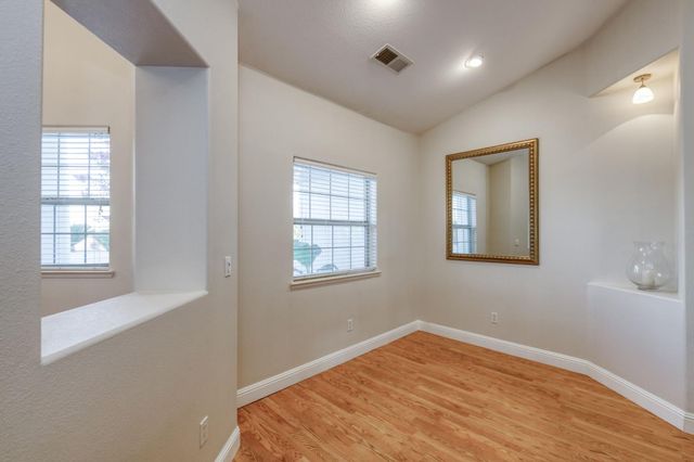 17448 Island Drive, Madera, CA 93636