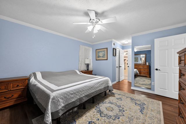 212 Edgewood Drive, Highland Village, TX 75077