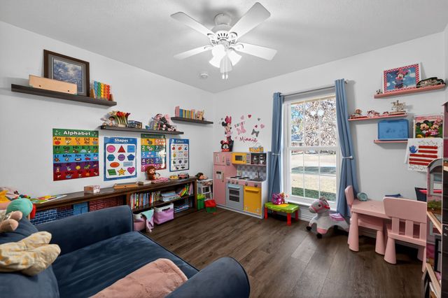 212 Edgewood Drive, Highland Village, TX 75077