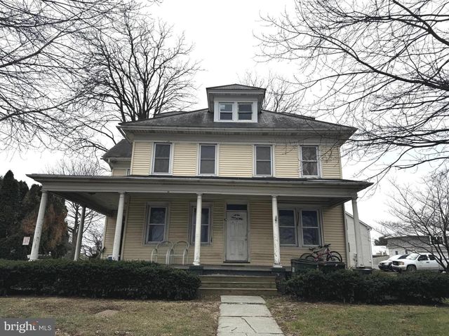 172-174 W MAIN ST, Leola, PA 17540