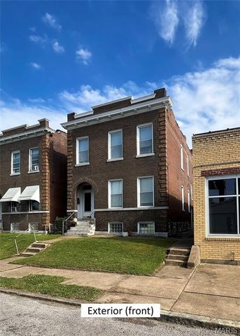 6018 Virginia Avenue, St Louis, MO 63111