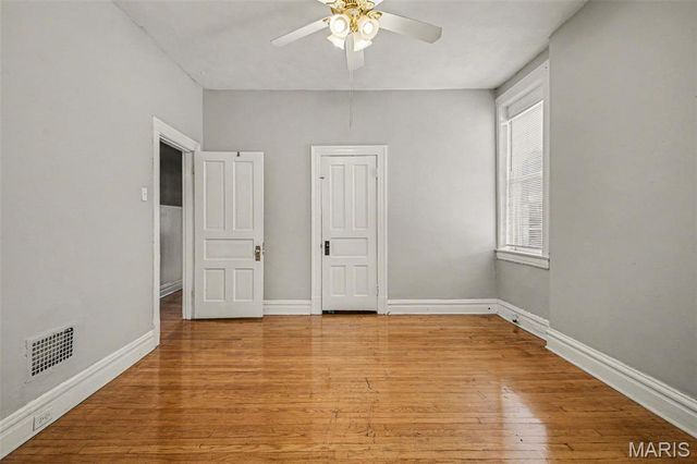 6018 Virginia Avenue, St Louis, MO 63111