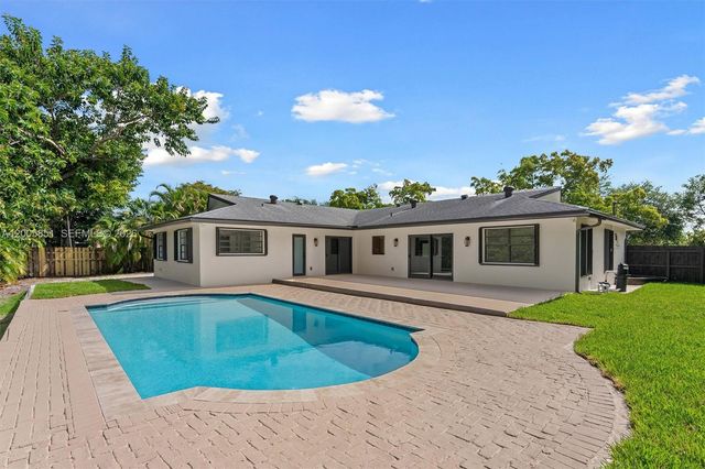 401 SW 63rd Ter, Plantation, FL 33317