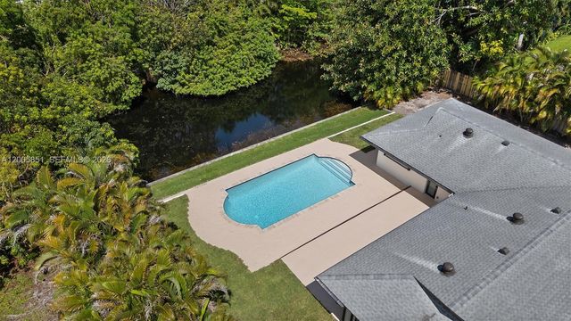 401 SW 63rd Ter, Plantation, FL 33317