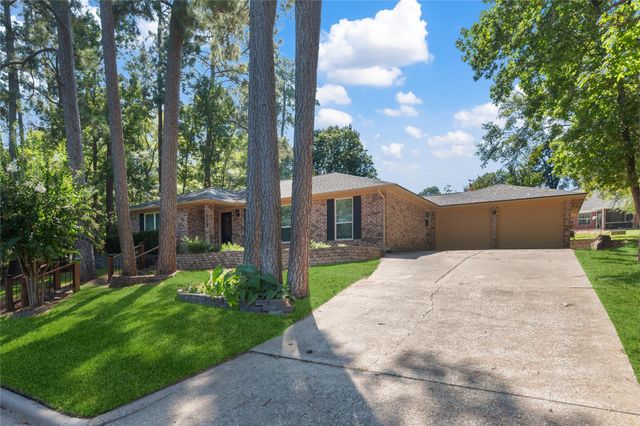 603 Hillcrest Circle, Huntsville, TX 77340