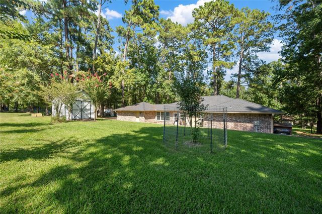 603 Hillcrest Circle, Huntsville, TX 77340