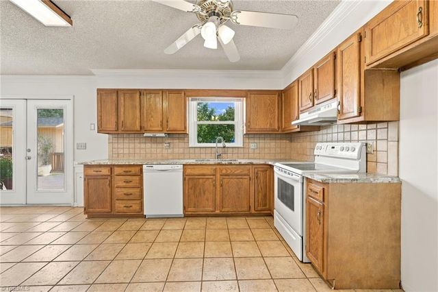 1181 Bebb Willow Lane, Lewisville, NC 27023