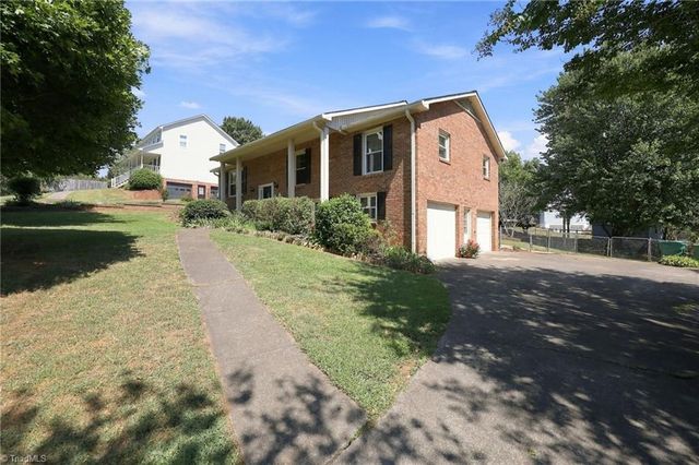 1181 Bebb Willow Lane, Lewisville, NC 27023