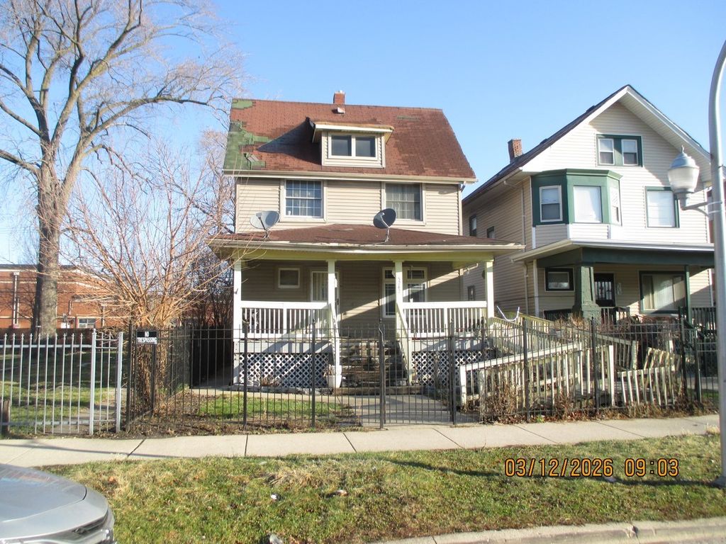 5242 W Monroe Street, Chicago, IL 60644