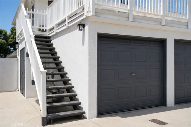522 17th Street C, Huntington Beach, CA 92648