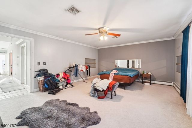 164 Farnham Ave, Lodi Boro, NJ 07644