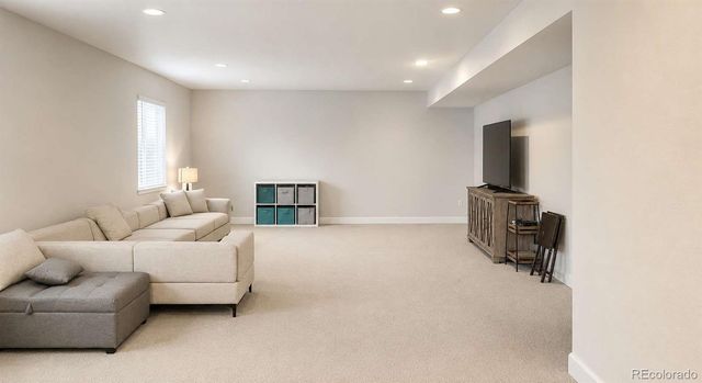 7768 S Old Hammer Way, Aurora, CO 80016