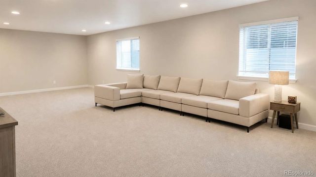 7768 S Old Hammer Way, Aurora, CO 80016