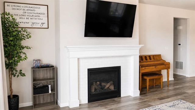 7768 S Old Hammer Way, Aurora, CO 80016