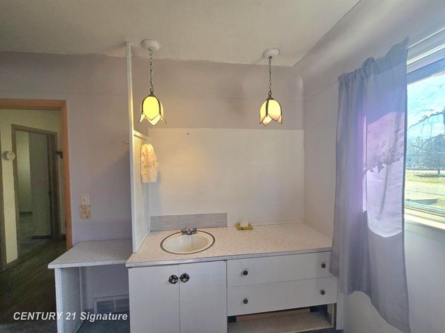 2400 Denise Drive, Clio, MI 48420