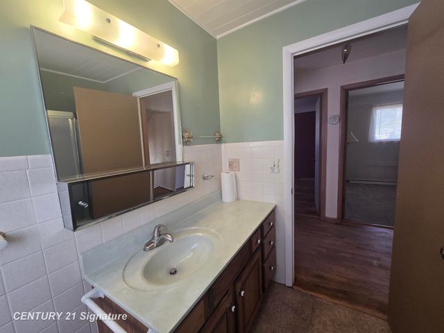 2400 Denise Drive, Clio, MI 48420