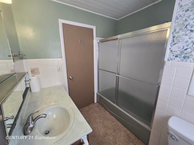 2400 Denise Drive, Clio, MI 48420