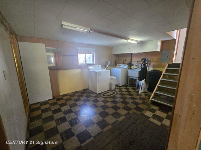 2400 Denise Drive, Clio, MI 48420