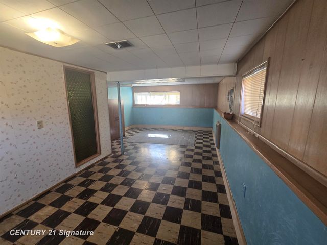 2400 Denise Drive, Clio, MI 48420