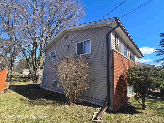 2400 Denise Drive, Clio, MI 48420