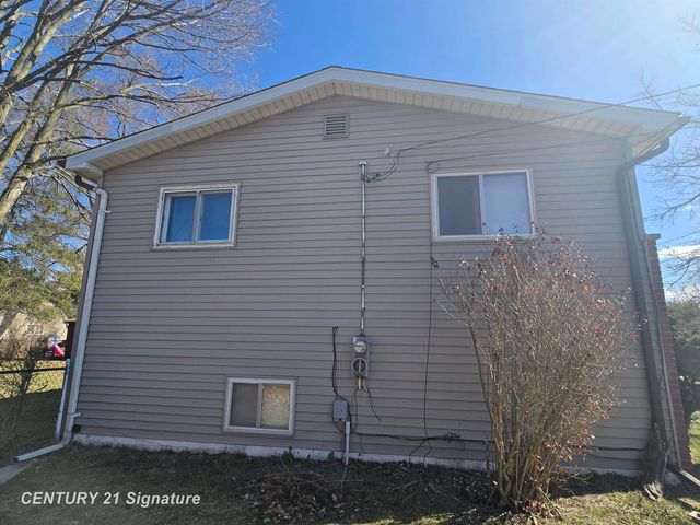 2400 Denise Drive, Clio, MI 48420