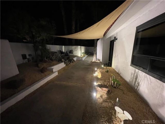 1033 E Via Escuela, Palm Springs, CA 92262