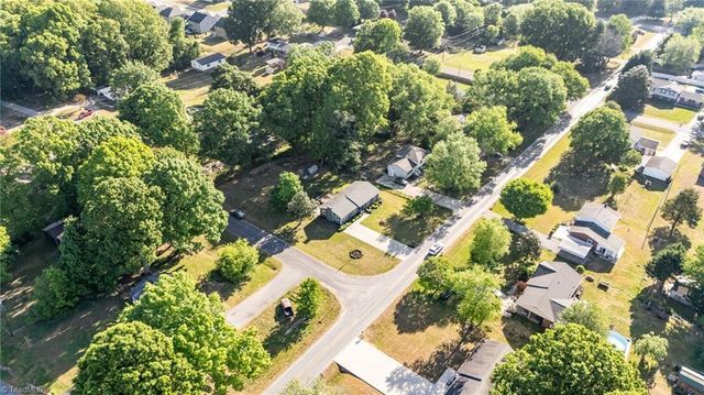 116 Ogden School Road, Kernersville, NC 27284