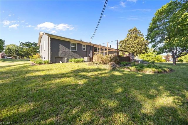 116 Ogden School Road, Kernersville, NC 27284