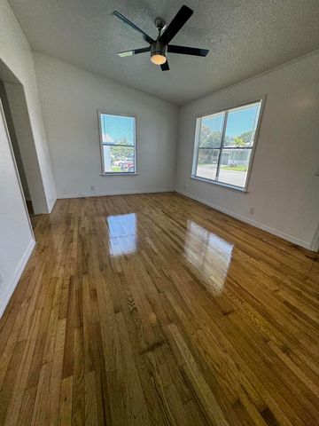 1464 W 32nd Street, Riviera Beach, FL 33404