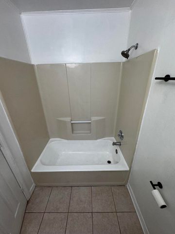1464 W 32nd Street, Riviera Beach, FL 33404