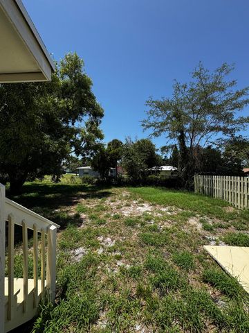 1464 W 32nd Street, Riviera Beach, FL 33404