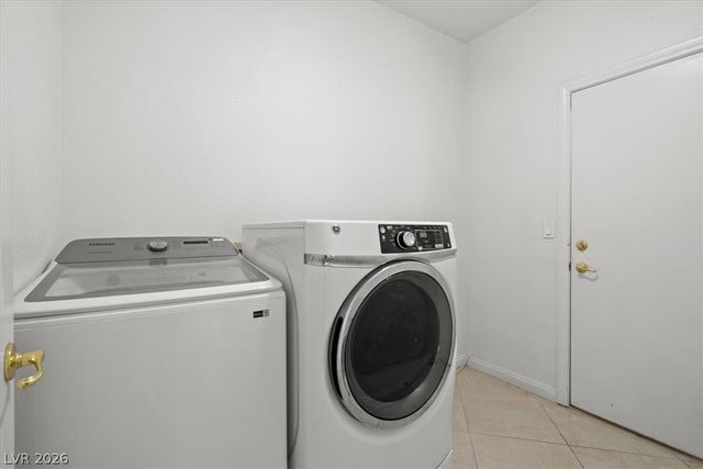 326 Blackstone River Avenue, Las Vegas, NV 89148