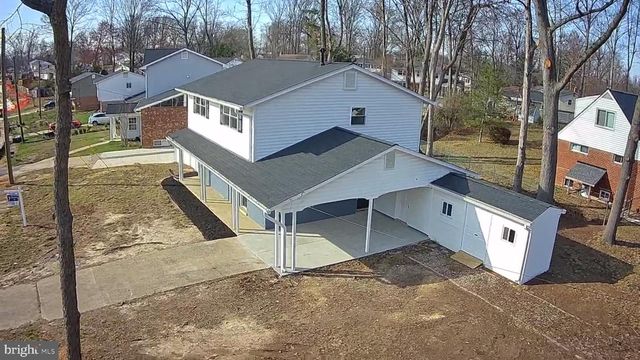 6815 ROLLING RD, Springfield, VA 22152