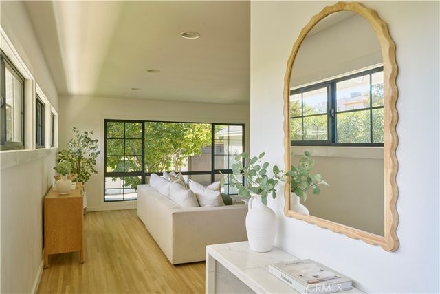 4800 Mary Ellen, Sherman Oaks, CA 91423